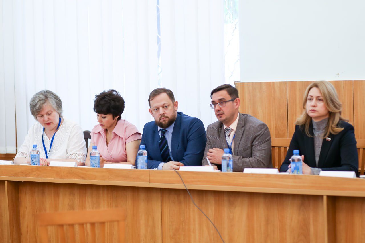 Команда ИДО ТГУ провела выездную сессию в МелГУ